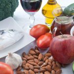10 loại thực phẩm làm giảm cholesterol máu
